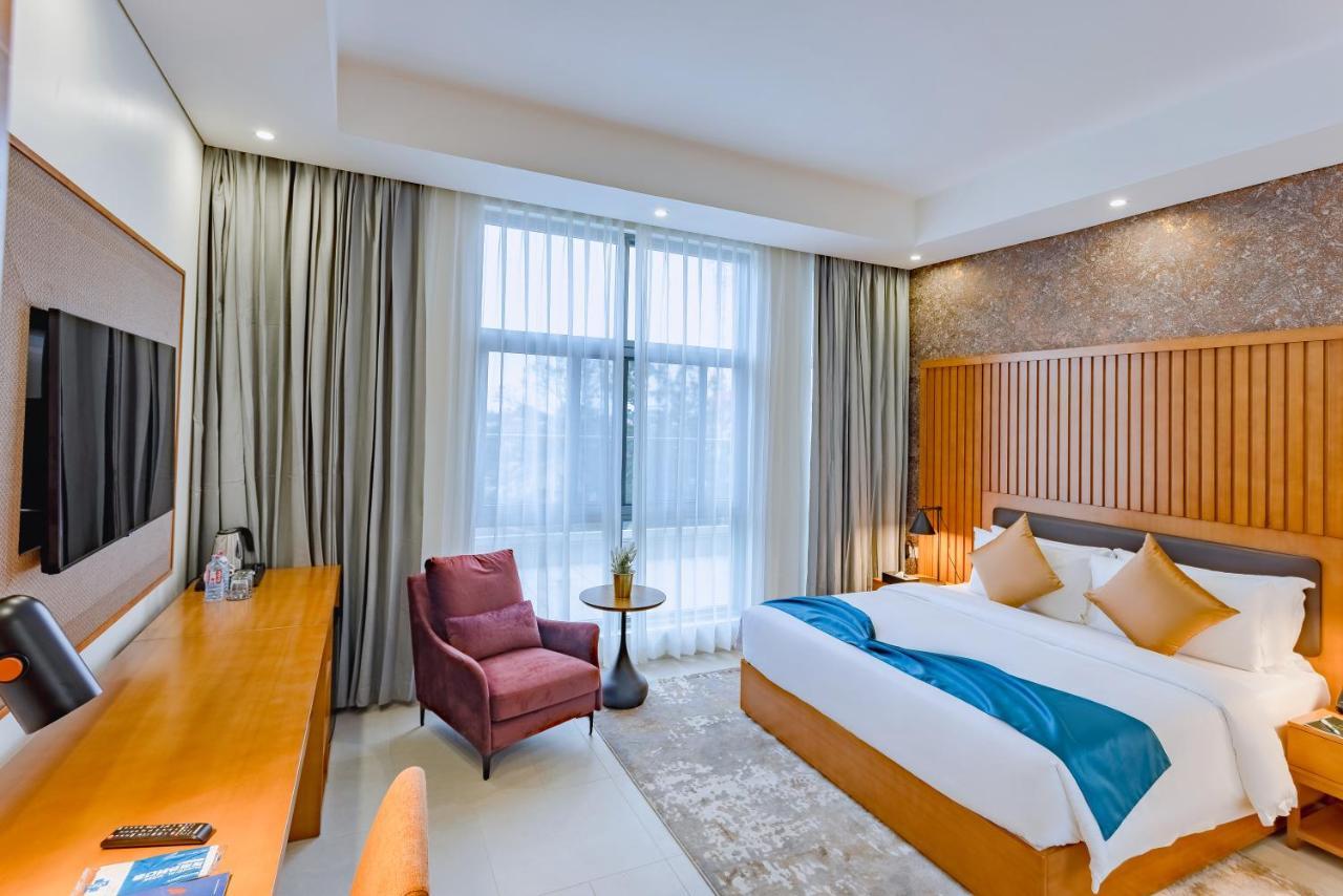 Alisa Hotel Tema Δωμάτιο φωτογραφία
