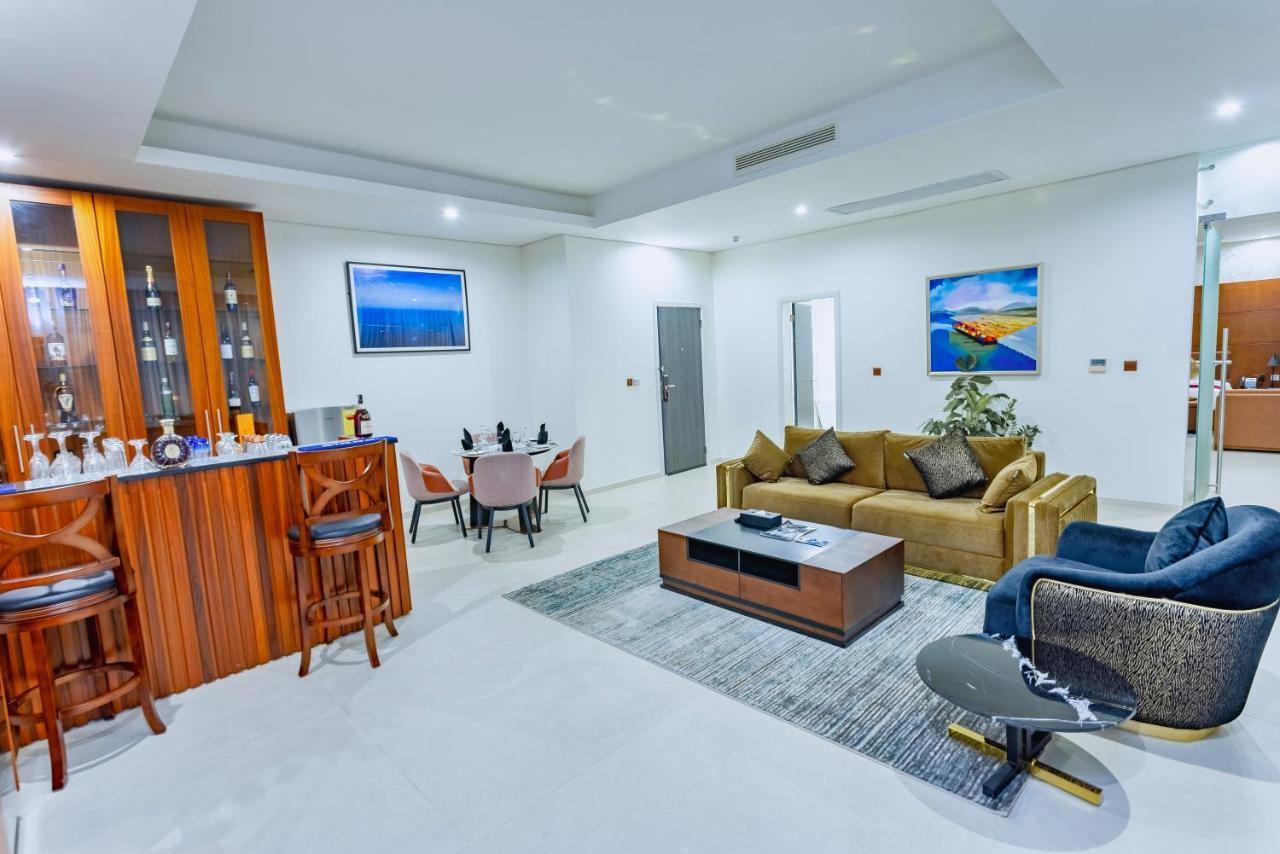 Alisa Hotel Tema Εξωτερικό φωτογραφία