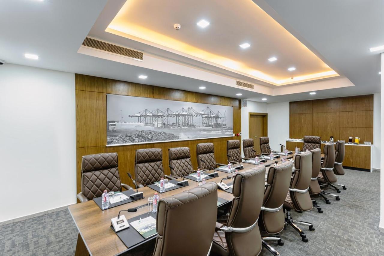 Alisa Hotel Tema Εξωτερικό φωτογραφία